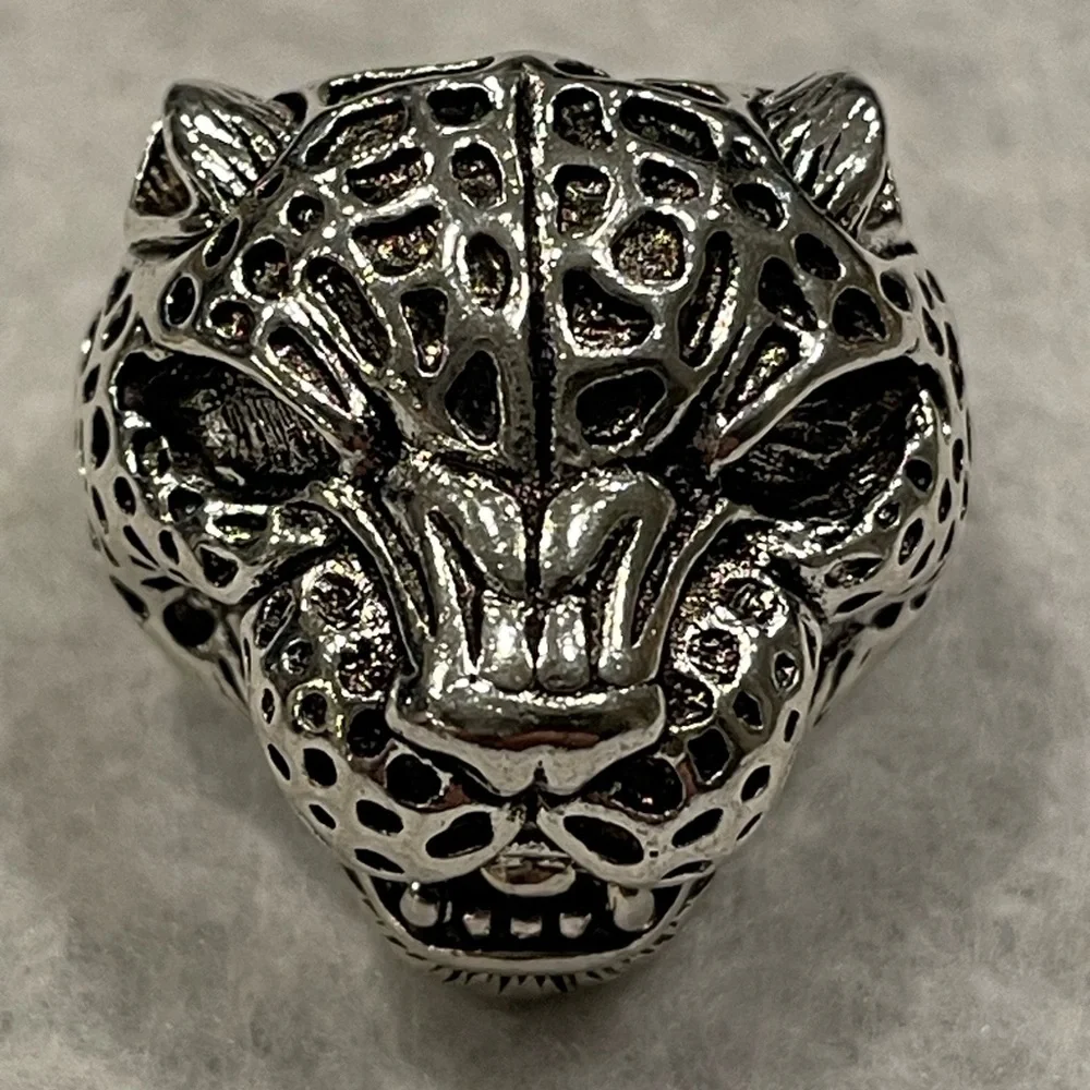Silver Jaguar Big Cat Ring - Nickel - Size 9 - Picture 2 of 7